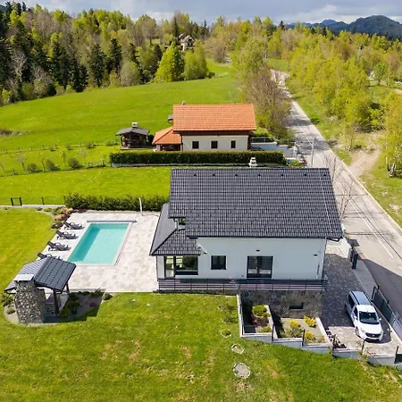 Esen - Villa Fuzine